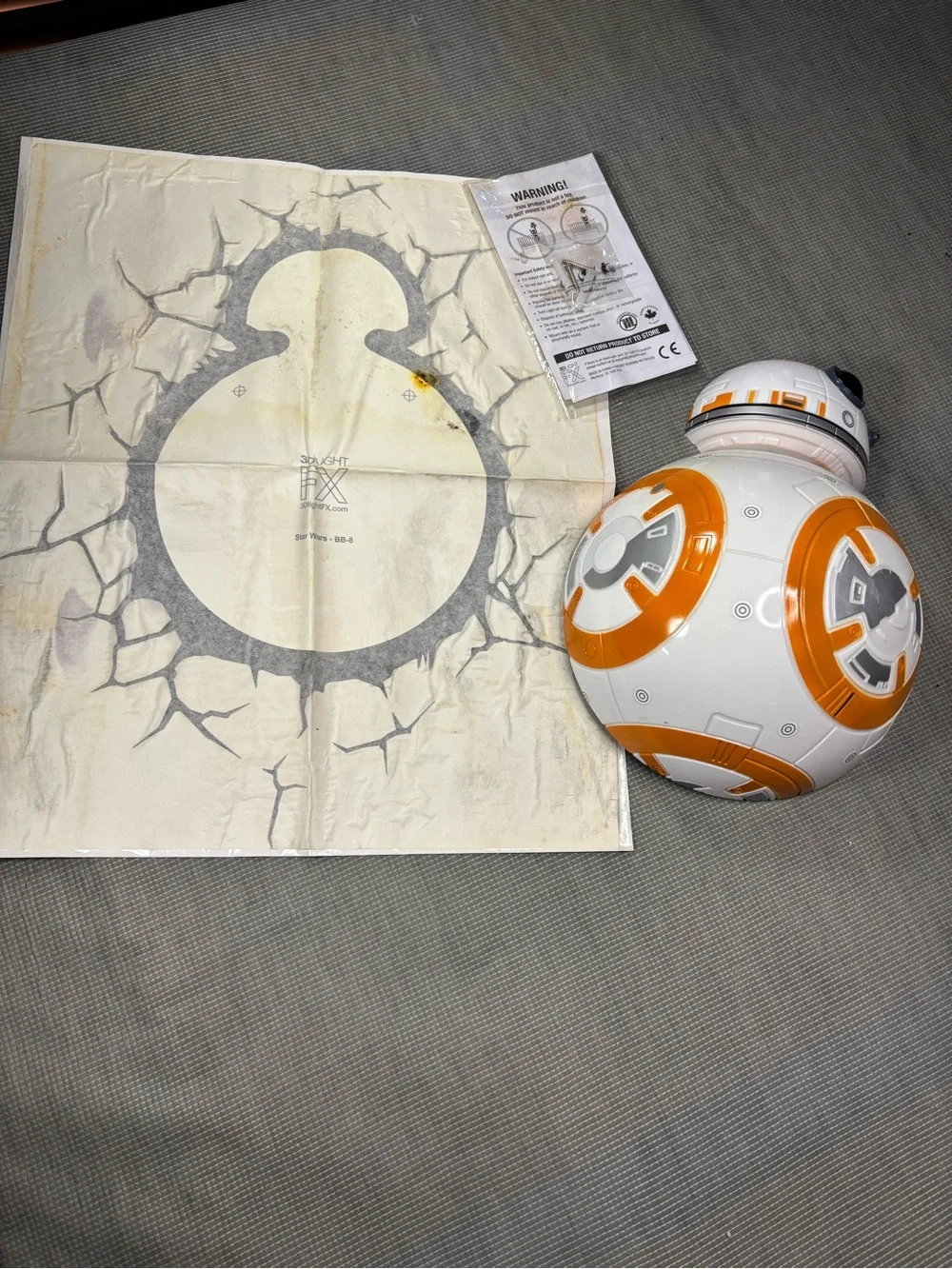 Star Wars BB-8 3D Lamp – Wall Night Light with Crack Effect